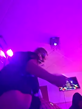 KingaCookies online show from 04-26-26, 12:08