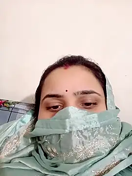 Snapshot of khushibaby85 chatting on 05-05-26, 06:27 khushibaby85 online show from 05-05-26, 06:27