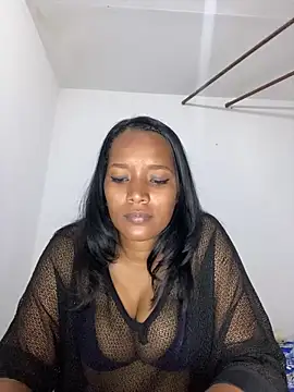 Snapshot of Stefany_03_ chatting on 05-15-26, 09:22 Stefany 03 online show from 05-15-26, 09:22