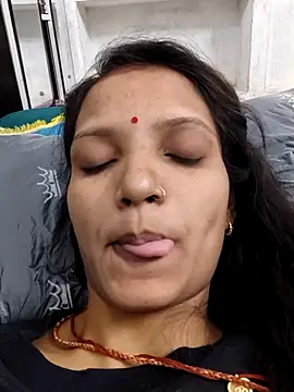 SS sanjna online show from 05-28-26, 03:09