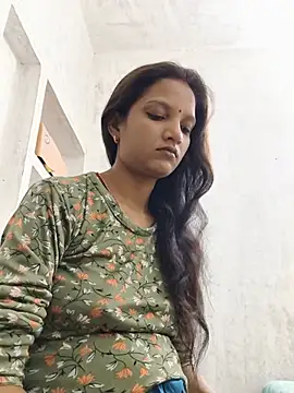 SS sanjna online show from 06-17-26, 02:25