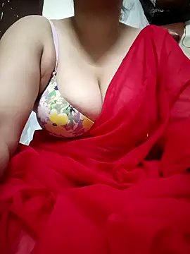 Snapshot of Aayaat__ chatting on 08-04-26, 07:16 Aayaat online show from 08-04-26, 07:16