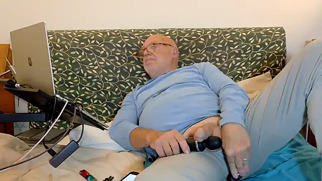 KinkCentral online show from 06-15-26, 08:55