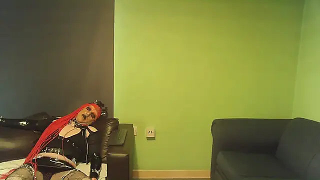 Snapshot of sexyass72 chatting on 03-02-25, 12:32 sexyass72 online show from 03-02-25, 12:32