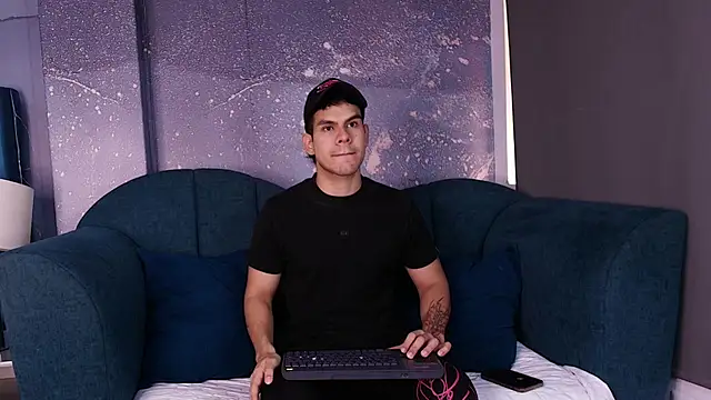 Snapshot of Derek_Voss chatting on 06-23-26, 12:36 Derek Voss online show from 06-23-26, 12:36