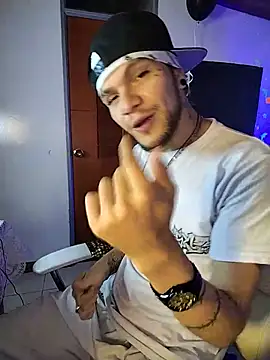 FonixXBelialX online show from 06-10-26, 12:11