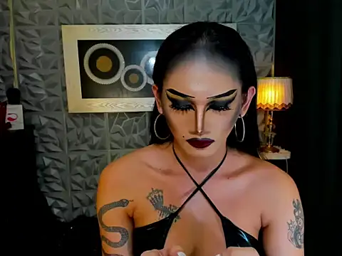 Snapshot of lubottarah chatting on 07-16-26, 08:37 lubottarah online show from 07-16-26, 08:37