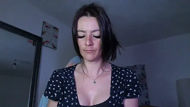 missydiorr10 online show from 05-08-26, 06:52
