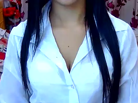 Alina Nur online show from 06-28-26, 02:28