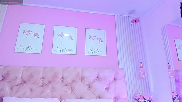 Ariana west  online show from 05-21-26, 12:45