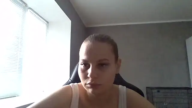 Snapshot of _Linsyy_ee_ chatting on 05-11-26, 03:18 Linsyy ee online show from 05-11-26, 03:18