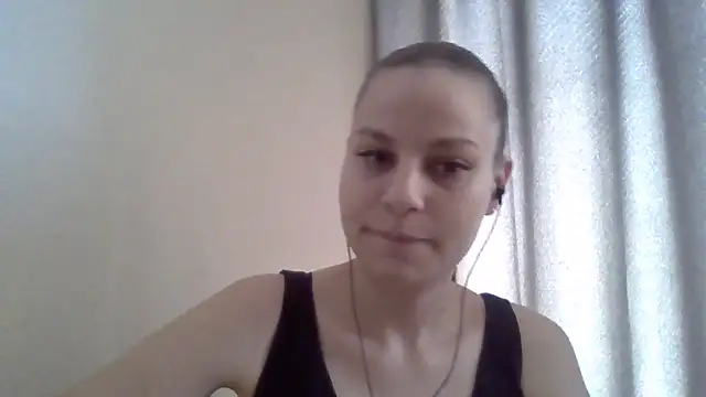 Snapshot of _Linsyy_ee_ chatting on 05-22-26, 10:32 Linsyy ee online show from 05-22-26, 10:32