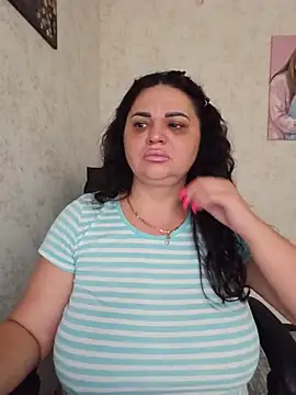-CUTE-EVVIL- online show from 06-13-26, 07:17