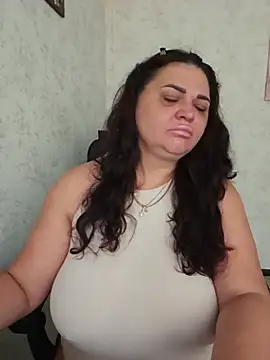 -CUTE-EVVIL- online show from 07-15-26, 06:07