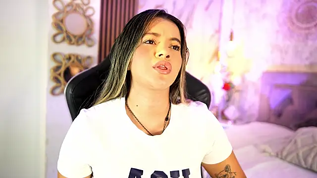 Leidy 2026 online show from 06-06-26, 01:05