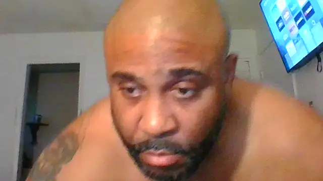 Snapshot of AlexanderTheGirth chatting on 05-09-26, 10:37 AlexanderTheGirth online show from 05-09-26, 10:37