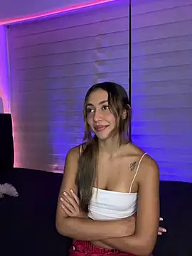 Snapshot of Bella_dannbond chatting on 06-24-26, 12:31 Bella dannbond online show from 06-24-26, 12:31