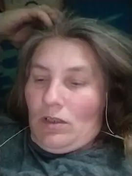 Snapshot of IrisMaris37 chatting on 05-16-26, 01:32 IrisMaris37 online show from 05-16-26, 01:32
