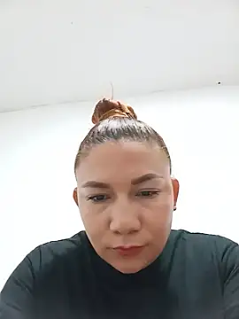 Snapshot of Luna_Morch chatting on 06-10-26, 11:57 Luna Morch online show from 06-10-26, 11:57