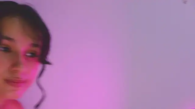 Snapshot of Baby_Elisee chatting on 07-02-26, 02:11 Baby Elisee online show from 07-02-26, 02:11