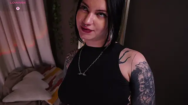 Snapshot of rocknsexx chatting on 05-09-26, 08:36 rocknsexx online show from 05-09-26, 08:36