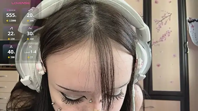 Willow Jess online show from 05-19-26, 10:21