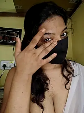 Snapshot of vanika2000 chatting on 07-11-26, 04:15 vanika2000 online show from 07-11-26, 04:15