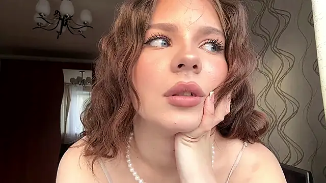 MollyWow online show from 04-29-26, 03:05