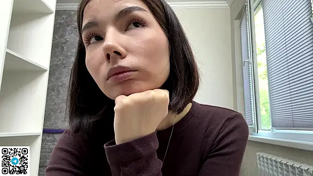 Snapshot of MarylnMonnier chatting on 05-05-26, 11:18 MarylnMonnier online show from 05-05-26, 11:18