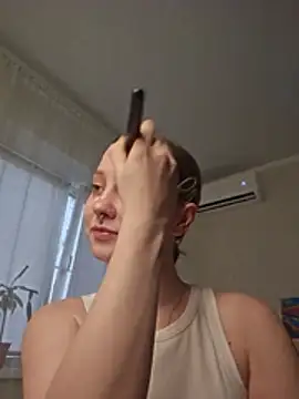 ooopsitscandy online show from 06-26-26, 04:00