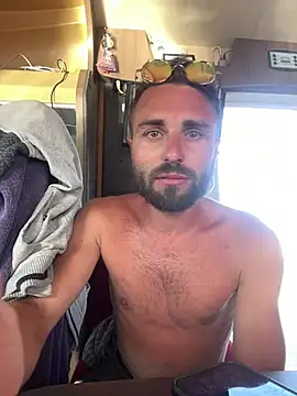 CoCo-F online show from 05-25-26, 04:24