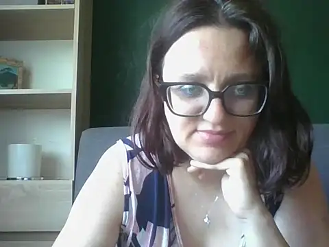 Snapshot of sensual_paris chatting on 05-22-26, 05:36 sensual paris online show from 05-22-26, 05:36