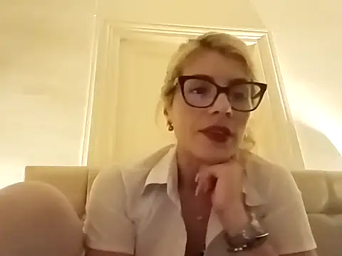 Goddess-Anne online show from 06-06-26, 09:19