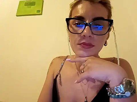 Goddess-Anne online show from 06-09-26, 08:53
