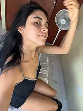 mia moonna online show from 06-13-26, 12:25