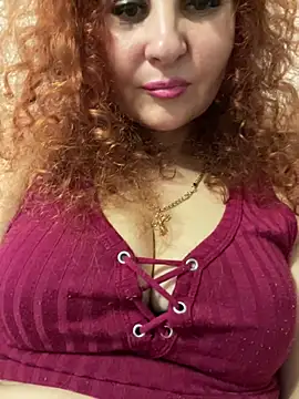 Snapshot of kisulya chatting on 06-27-26, 02:01 kisulya online show from 06-27-26, 02:01