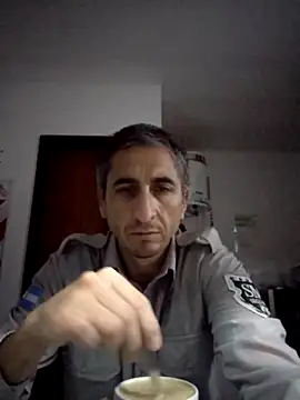 Snapshot of Alejandro83bsf chatting on 05-18-26, 04:29 Alejandro83bsf online show from 05-18-26, 04:29