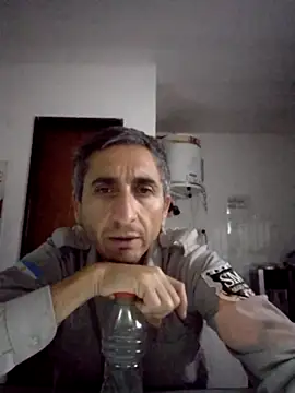Snapshot of Alejandro83bsf chatting on 05-19-26, 04:30 Alejandro83bsf online show from 05-19-26, 04:30