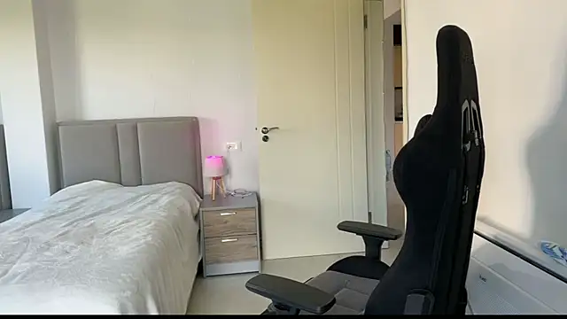 PrincesSsLilu online show from 06-25-26, 12:20