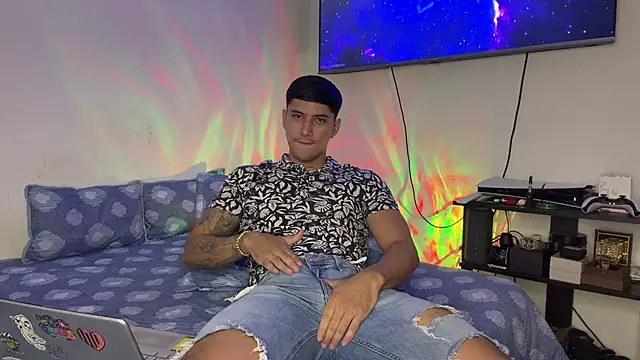 Snapshot of SexxxySquirterStev777 chatting on 06-19-26, 11:14 SexxxySquirterStev777 online show from 06-19-26, 11:14
