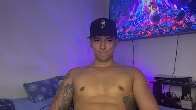 Snapshot of SexxxySquirterStev777 chatting on 07-28-26, 03:32 SexxxySquirterStev777 online show from 07-28-26, 03:32