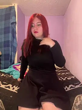Snapshot of Caro_redd chatting on 05-16-26, 01:21 Caro redd online show from 05-16-26, 01:21