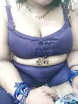 HD Queen 69 online show from 06-16-26, 09:17