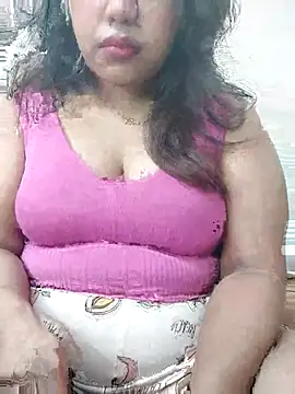 HD Queen 69 online show from 07-17-26, 04:12