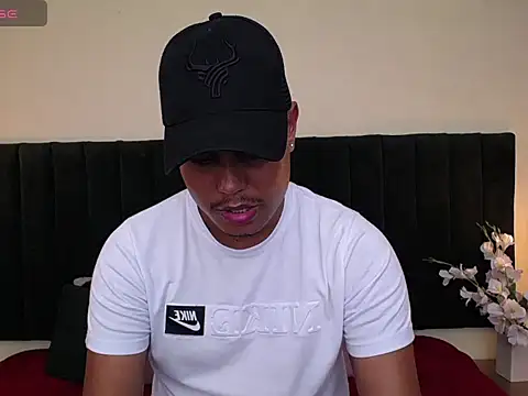noah oliver1 online show from 05-07-26, 07:19