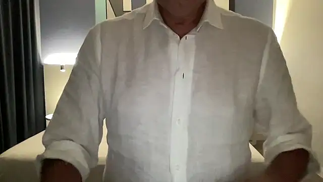 henrybull007 online show from 06-17-26, 08:32