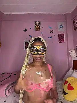 Snapshot of sexy_talian chatting on 06-06-26, 06:51 sexy talian online show from 06-06-26, 06:51