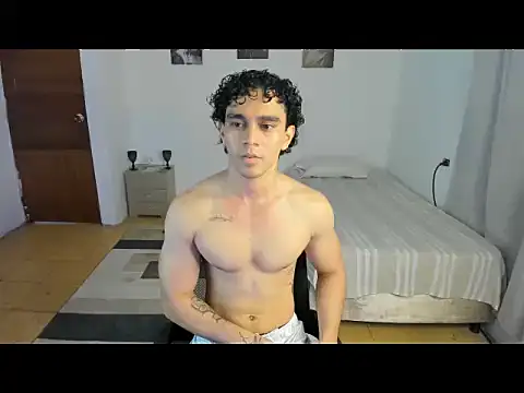 Snapshot of mateo_jack chatting on 05-31-26, 04:25 mateo jack online show from 05-31-26, 04:25