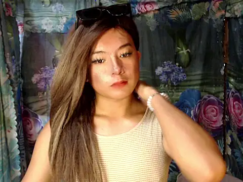 Snapshot of Andrea_lopezxxx chatting on 04-29-26, 02:48 Andrea lopezxxx online show from 04-29-26, 02:48