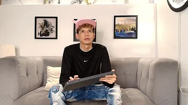 KING BOYS2026 online show from 06-04-26, 01:44